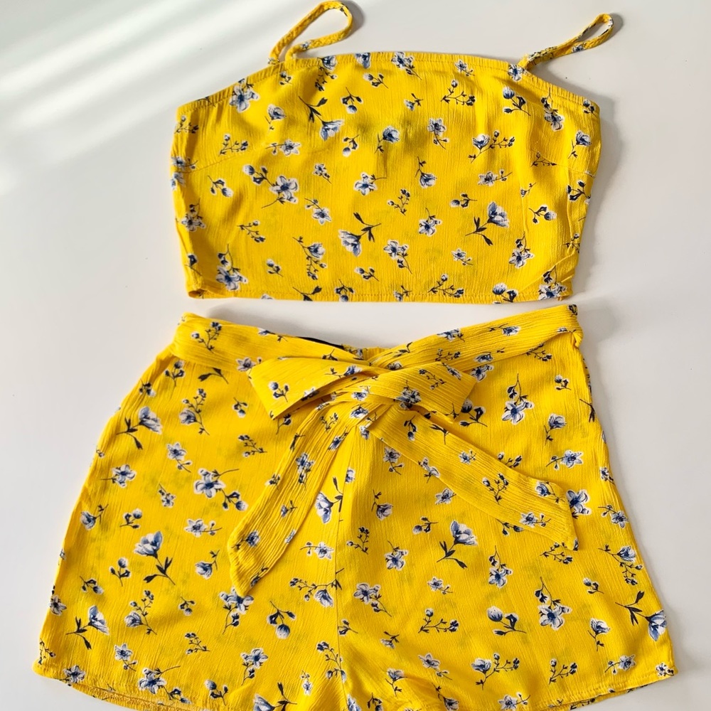 2 Piece Floral Set